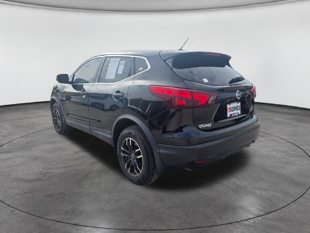 Used 2018 Nissan Rogue Sport FWD image 6