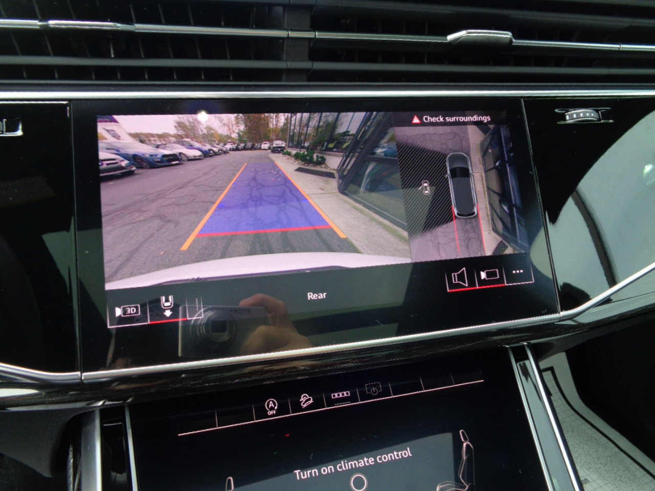 Used 2025 Audi Q7 3.0T Premium Plus w/ Premium Plus Package image 14