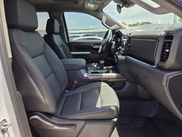 Used 2026 Chevrolet Silverado 1500 LT Trail Boss w/ Convenience Package II AWD/4WD image 22