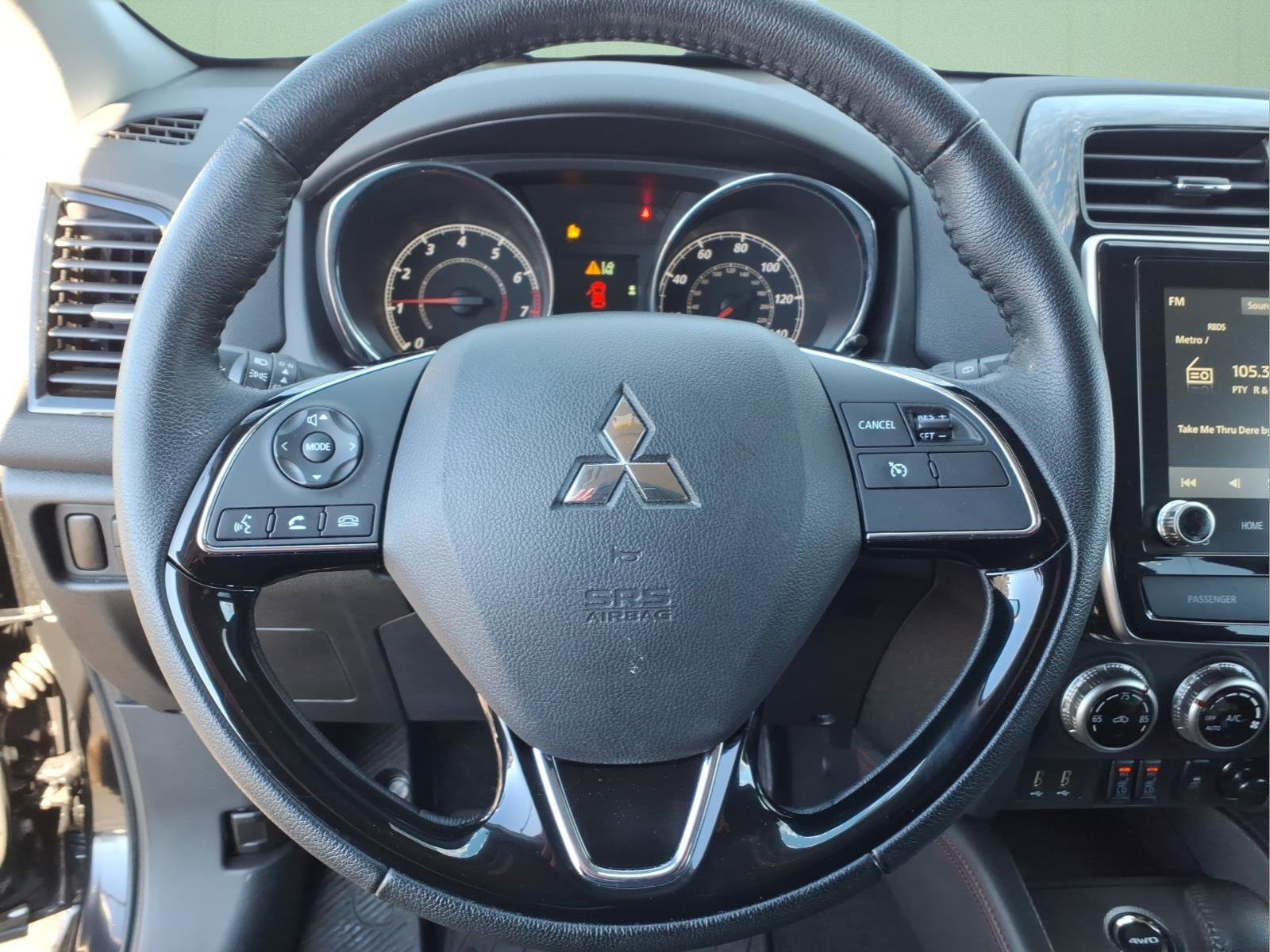 Used 2024 Mitsubishi Outlander Sport SE image 13