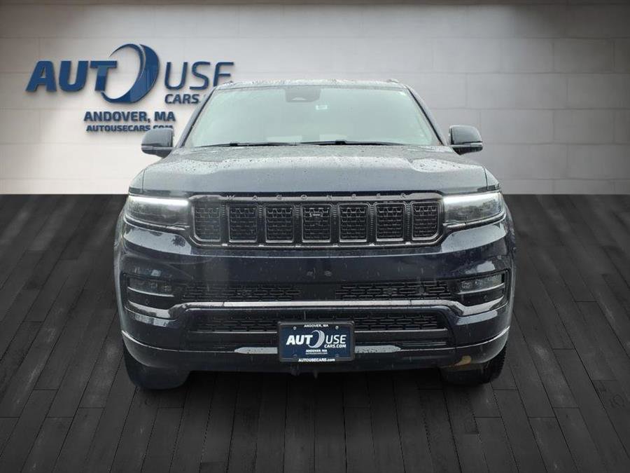 Used 2024 Jeep Grand Wagoneer Series III w/ Quick Order Packagew 28T image 2