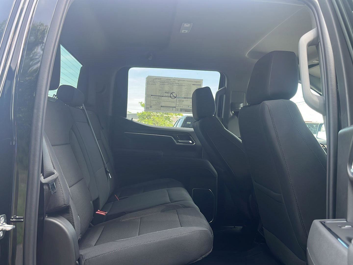 New 2026 Chevrolet Silverado 1500 LT w/ Z71 Off-Road Package image 31