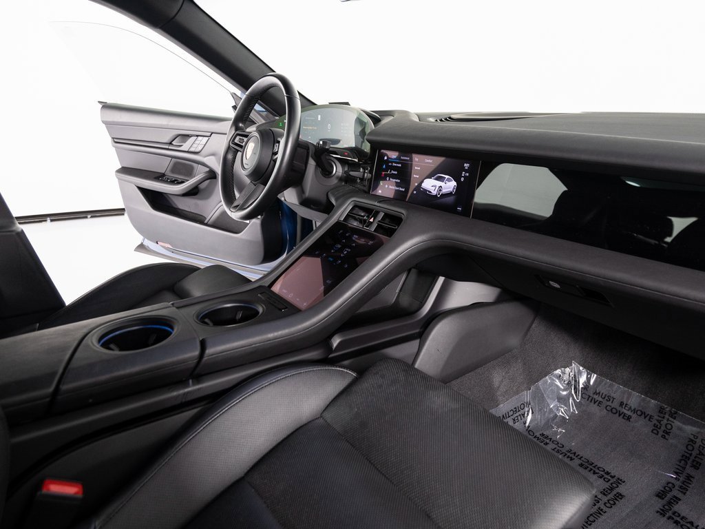 Certified 2023 Porsche Taycan image 29