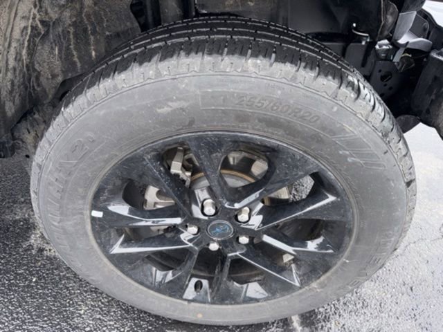 Used 2025 Jeep Wrangler Sahara 4xe image 11