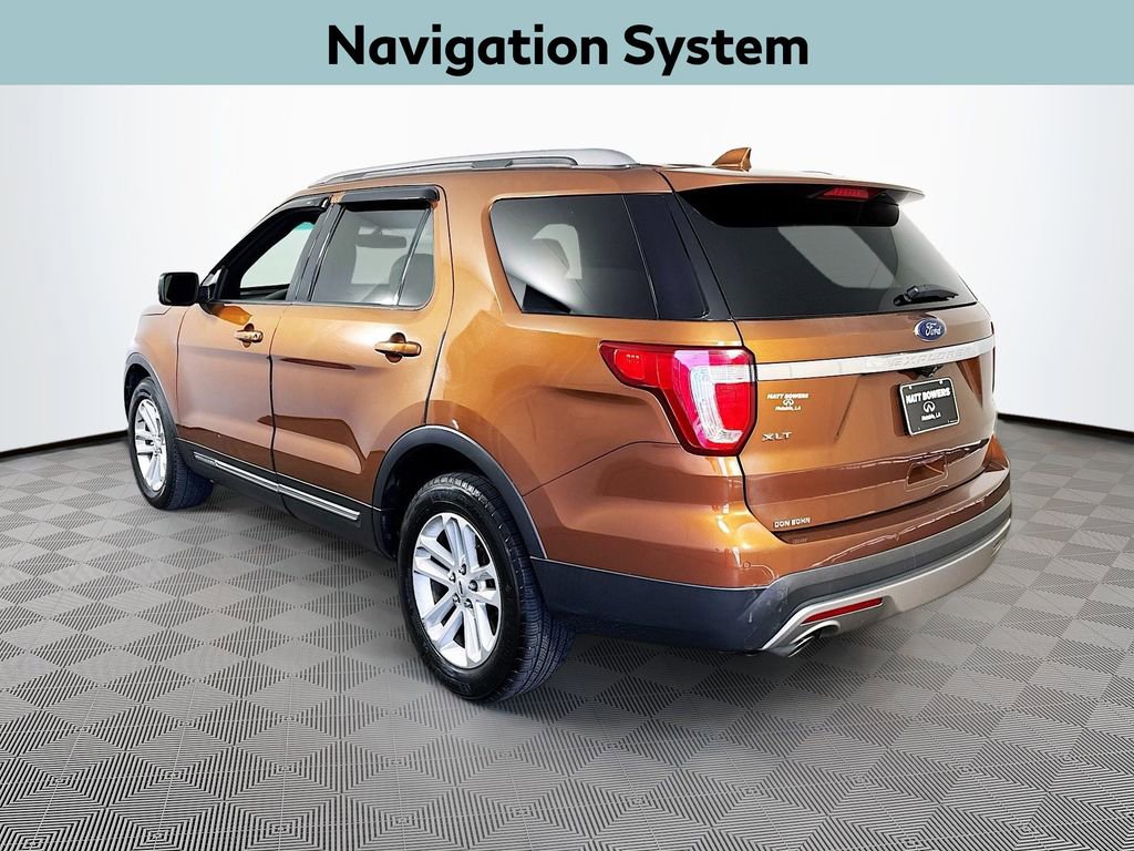 Used 2017 Ford Explorer XLT w/ Equipment Group 202A image 7