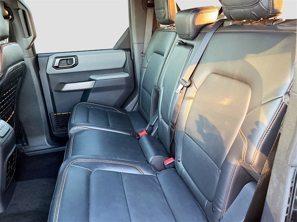 Used 2022 Ford Bronco Badlands image 25