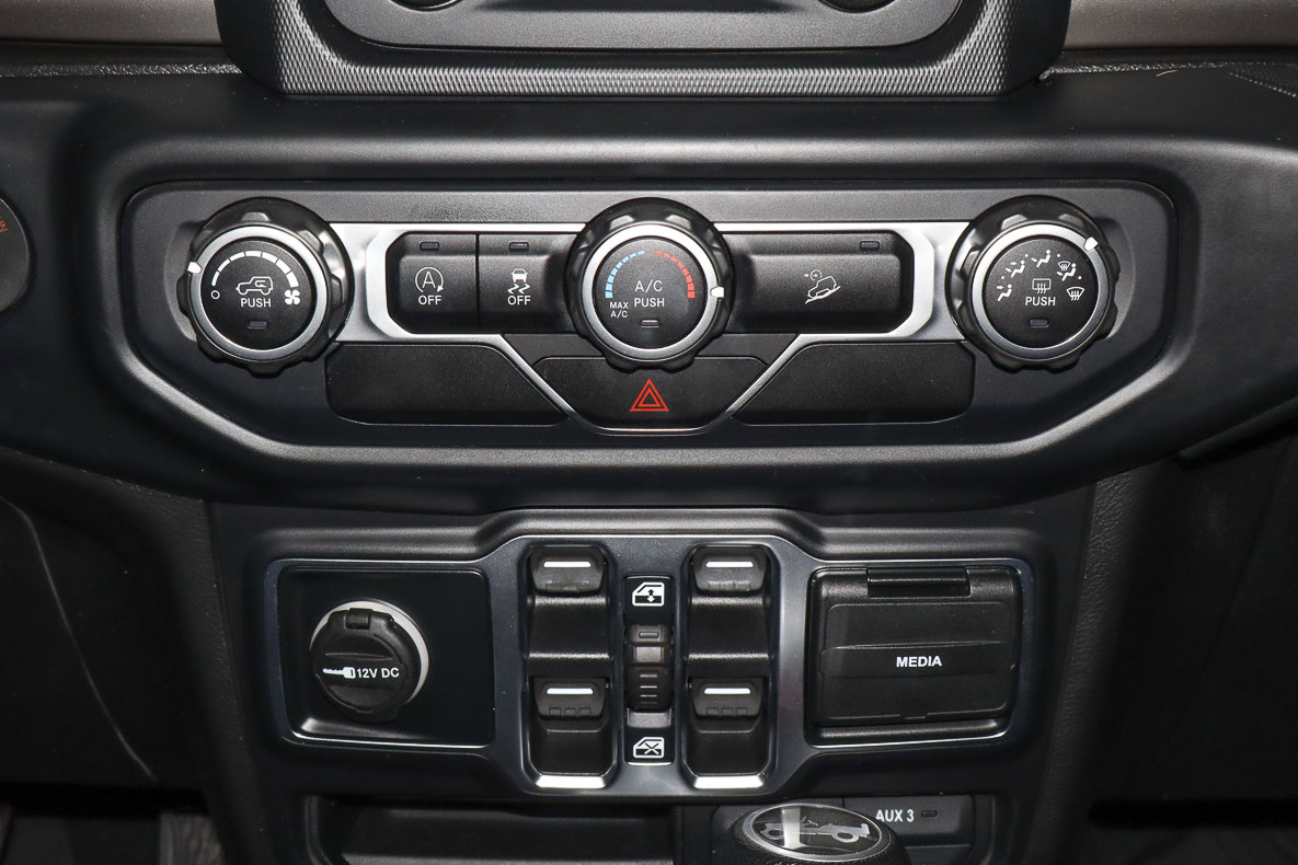 Used 2020 Jeep Wrangler Unlimited Sport S image 23