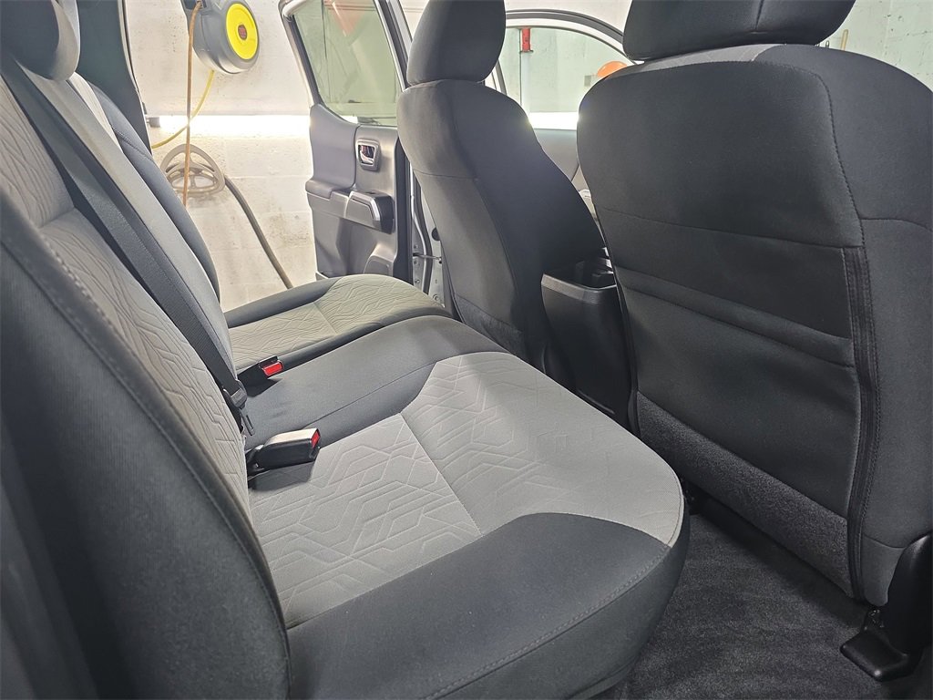 Used 2023 Toyota Tacoma TRD Off-Road image 11