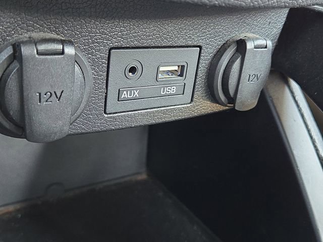 Used 2016 Hyundai Veloster w/ Option Group 02 image 13