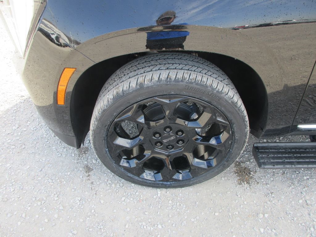 New 2026 GMC Yukon Denali w/ Denali Reserve Package image 11