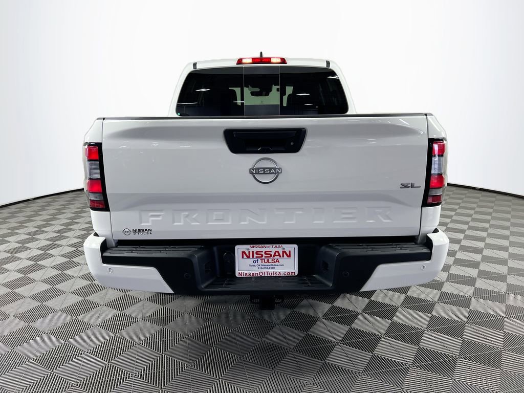 Certified 2024 Nissan Frontier SL w/ Technology Package image 6