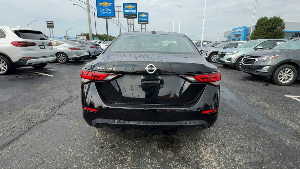 Used 2024 Nissan Sentra SV FWD image 7
