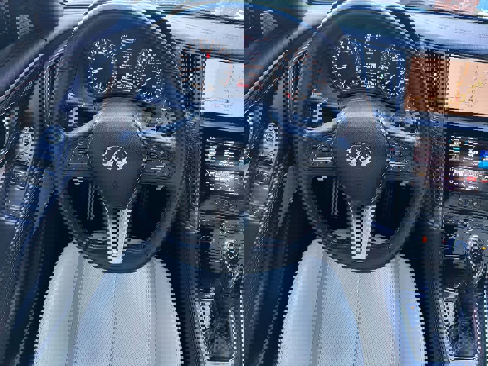 Used 2020 INFINITI Q60 Red Sport 400 w/ Proactive Package image 14