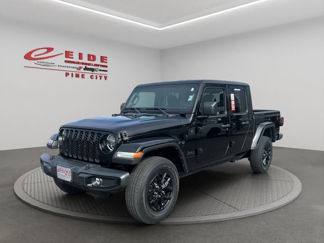 Used 2022 Jeep Gladiator Sport image 1