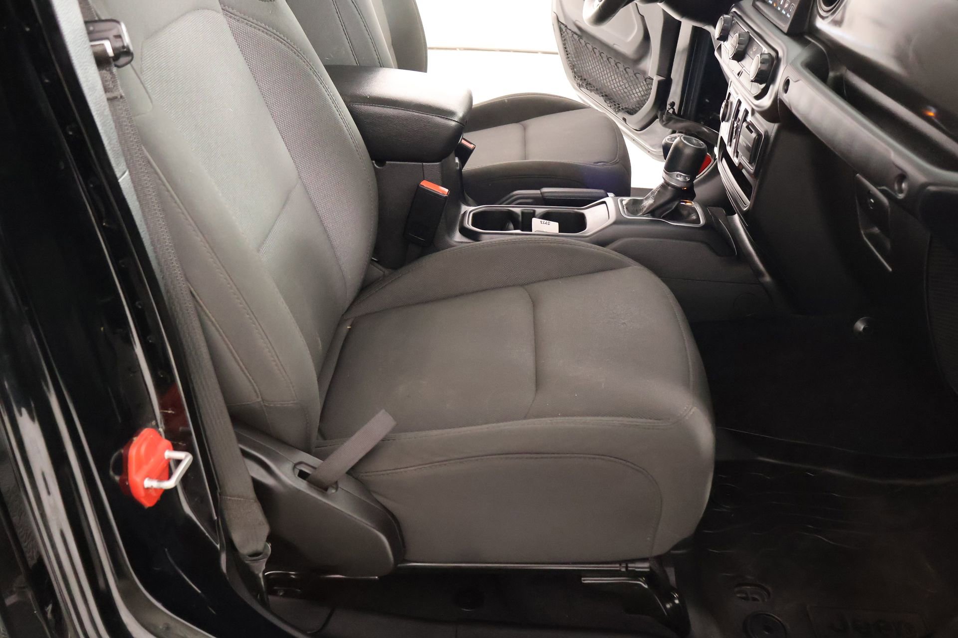 Used 2023 Jeep Gladiator Willys image 13