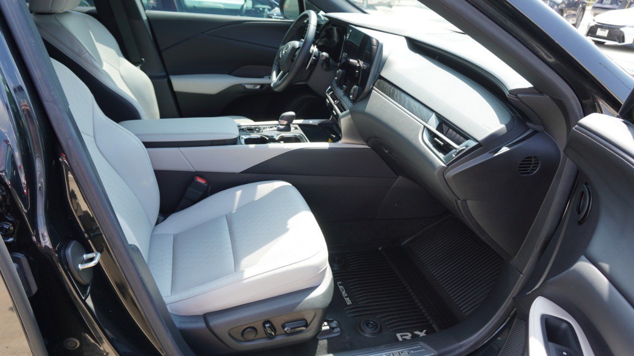 Certified 2023 Lexus RX 350 Premium Plus w/ Cold Area Package FWD image 10