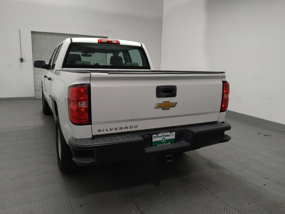Used 2018 Chevrolet Silverado 1500 W/T w/ Trailering Package AWD/4WD image 6