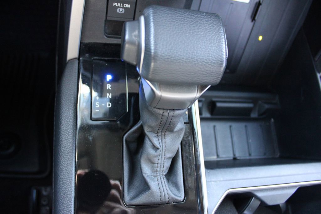 Used 2022 Toyota Tundra Limited image 29