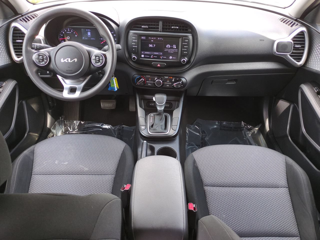 Certified 2022 Kia Soul LX w/ Technology Package FWD image 15
