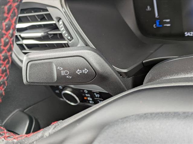 Used 2024 Ford Escape ST-Line w/ Cold Weather Package FWD image 15
