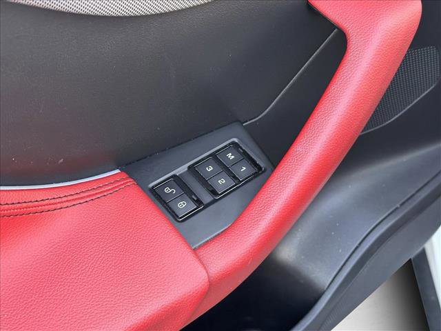 Used 2018 Jaguar F-PACE S image 16