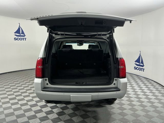 Used 2019 Chevrolet Suburban LT AWD/4WD image 22
