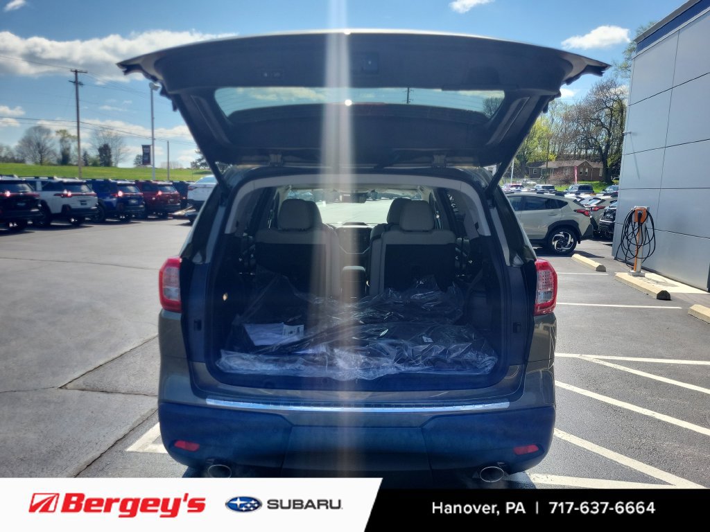 New 2026 Subaru Ascent Limited w/ Popular Package #1 AWD/4WD image 11