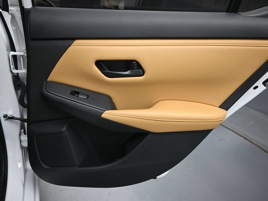 Used 2024 Nissan Sentra SV w/ SV Premium Package FWD image 26