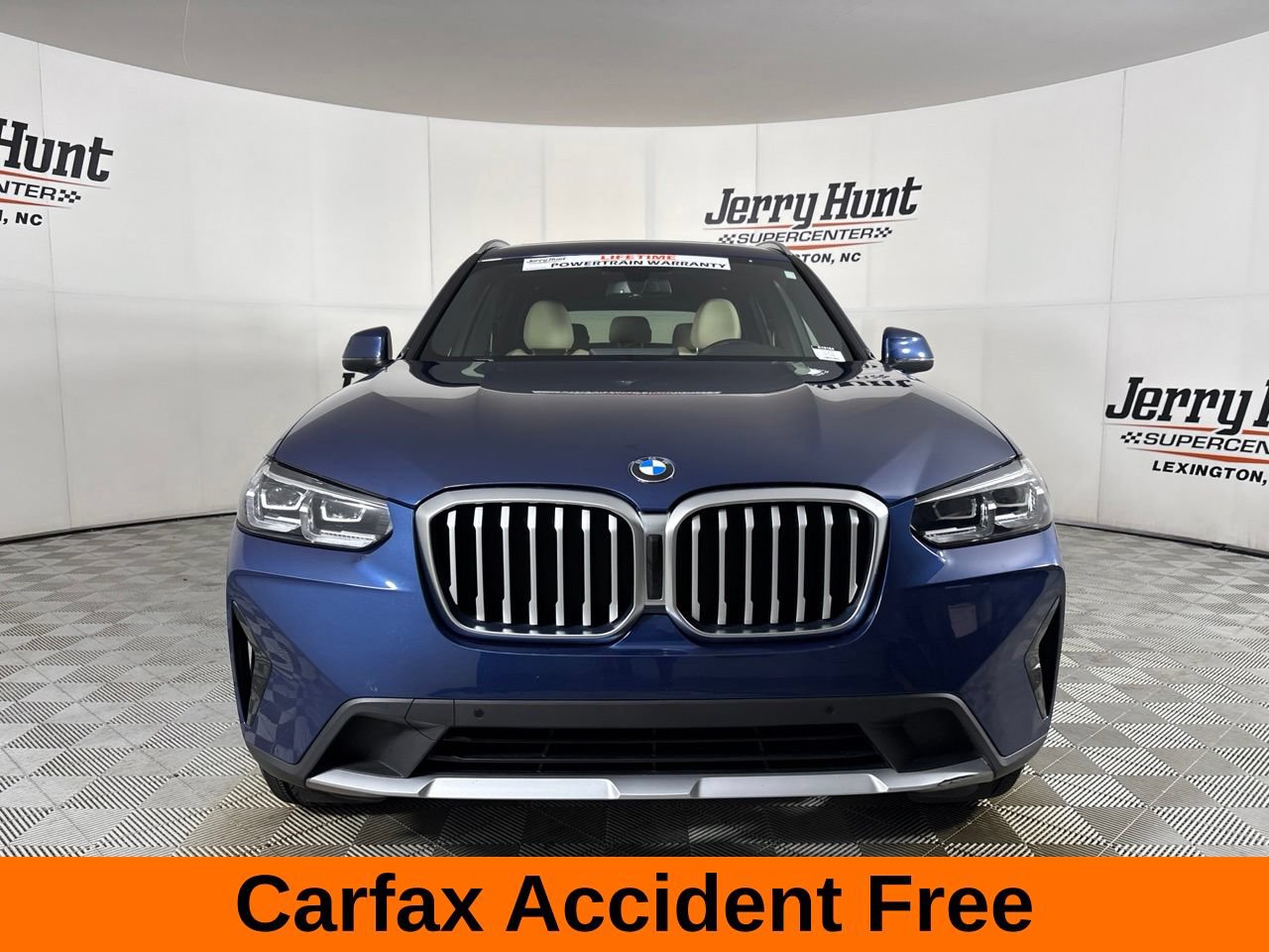 Used 2022 BMW X3 xDrive30i w/ Premium Package 2 AWD/4WD image 3