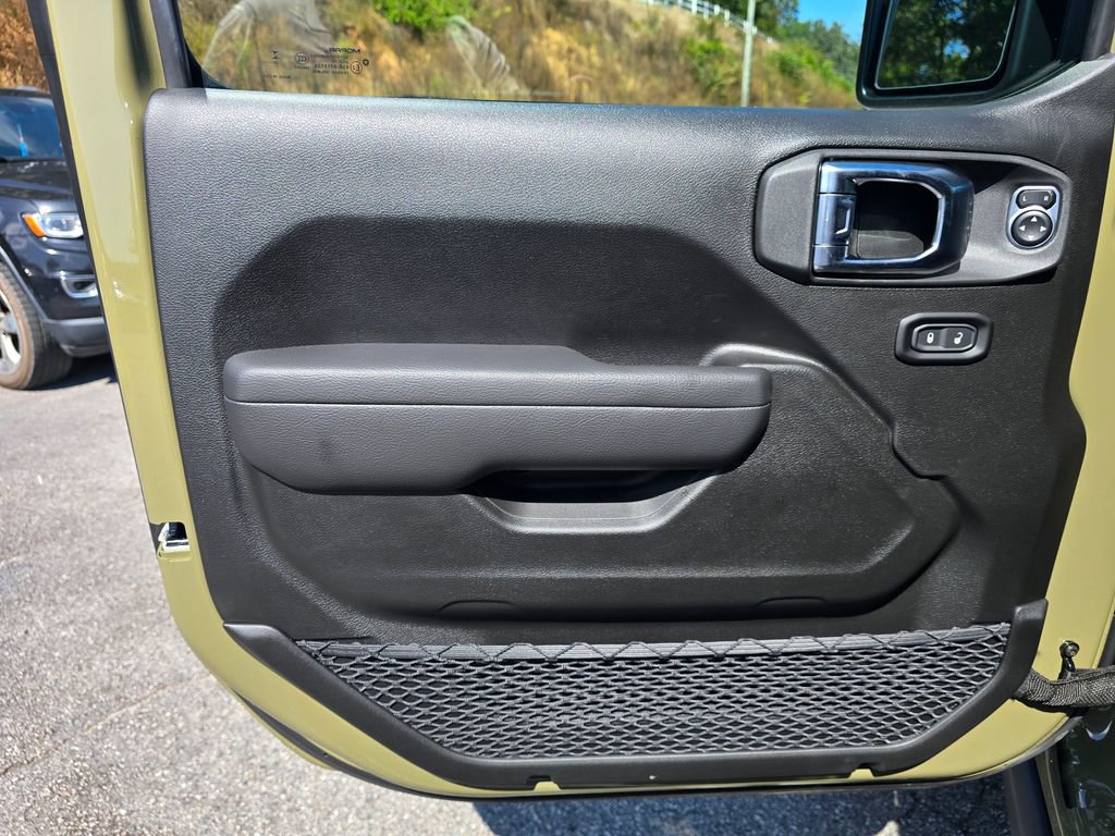 New 2025 Jeep Wrangler Unlimited Sport AWD/4WD image 36