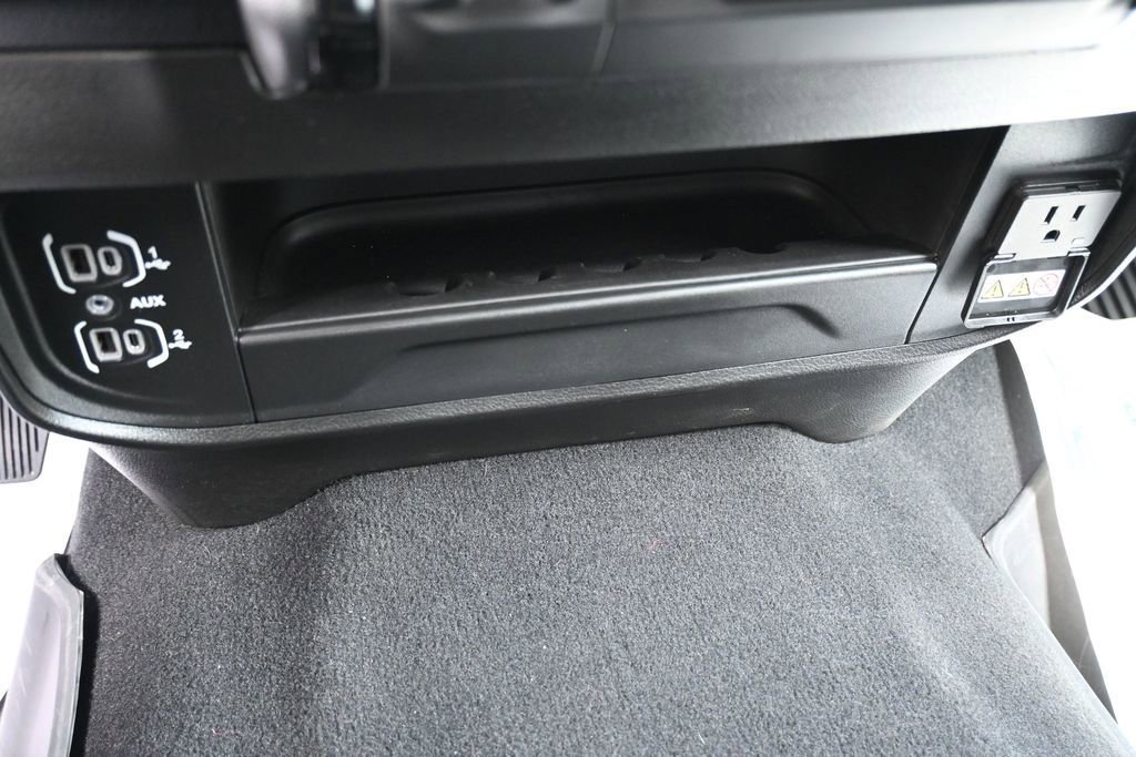 Used 2024 RAM 3500 Laramie w/ Night Edition AWD/4WD image 32