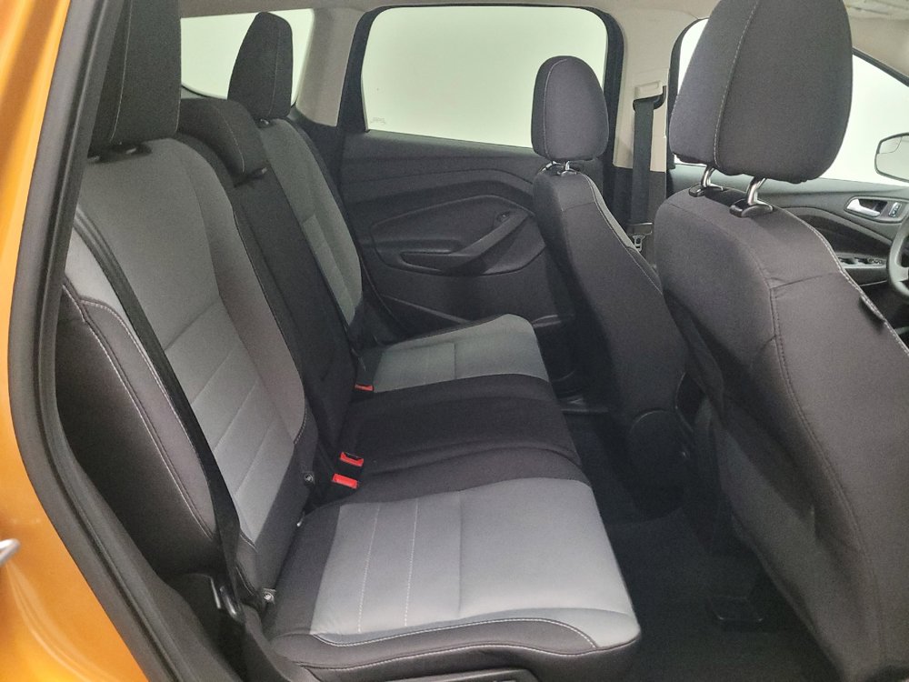 Used 2016 Ford Escape SE image 19