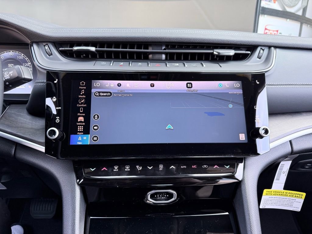 New 2026 Jeep Grand Cherokee Altitude image 16