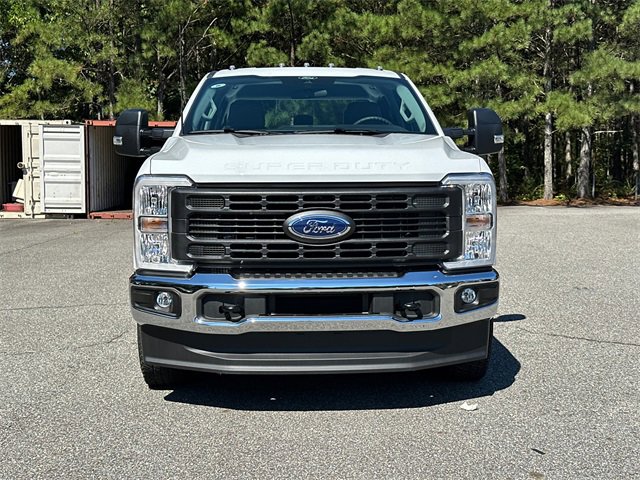 New 2026 Ford F350 XL image 2