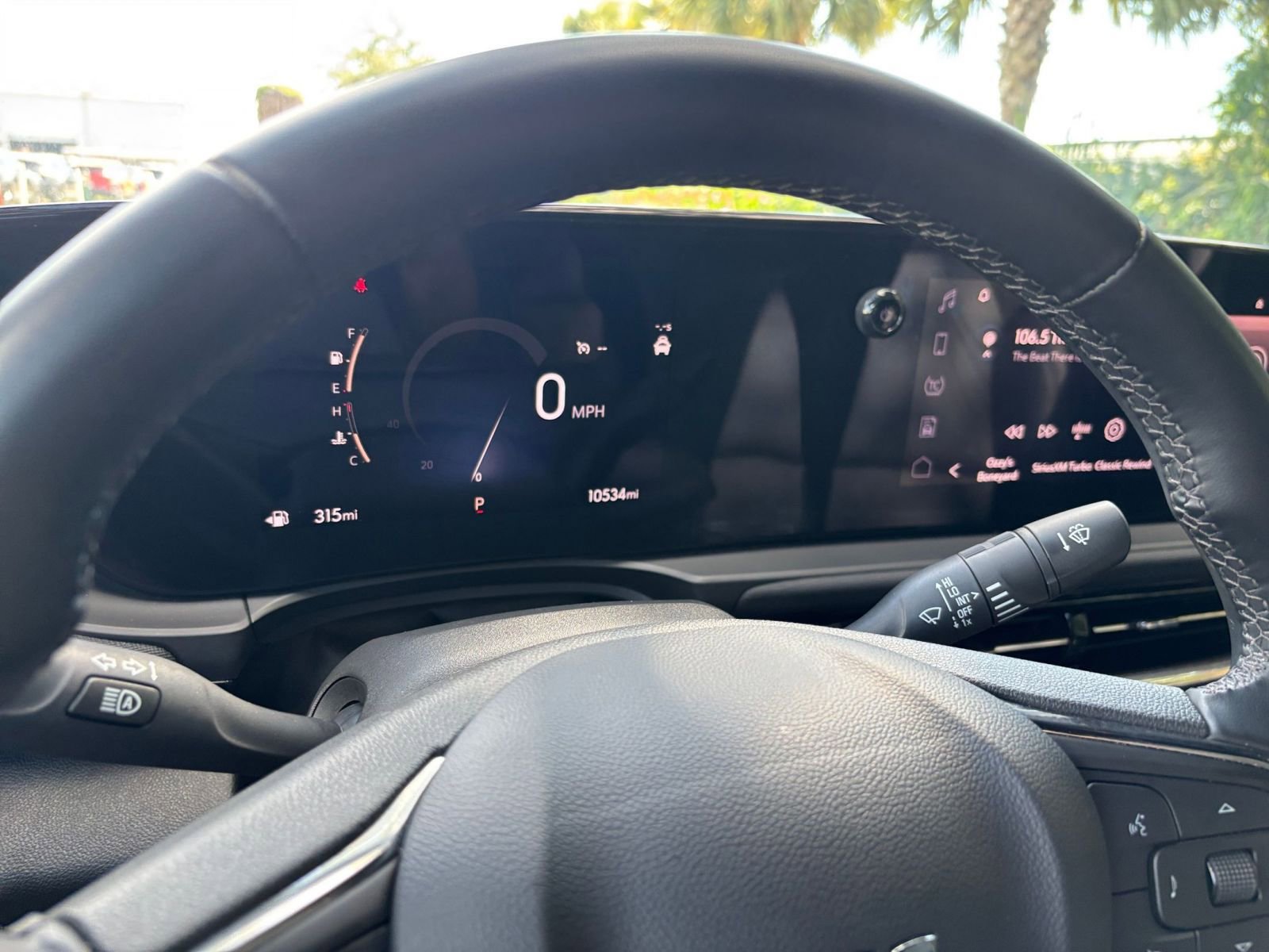 Used 2025 Buick Envista Sport Touring image 40