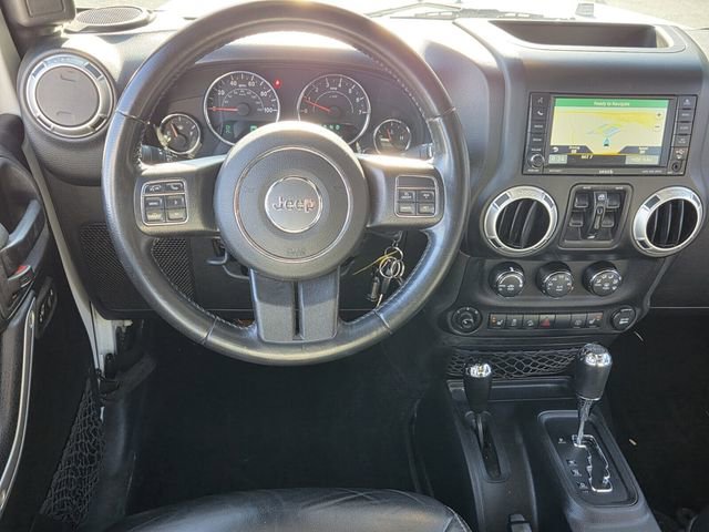 Used 2017 Jeep Wrangler Unlimited Sahara w/ Connectivity Group image 7
