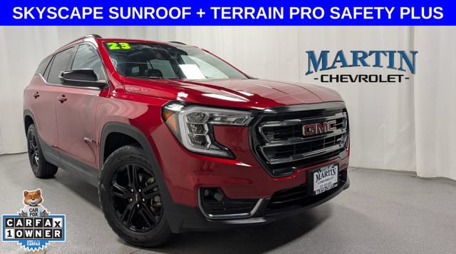 Used 2023 GMC Terrain AT4 AWD/4WD image 1
