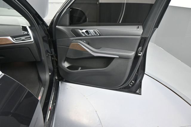 Used 2020 BMW X5 xDrive40i w/ Convenience Package AWD/4WD image 73