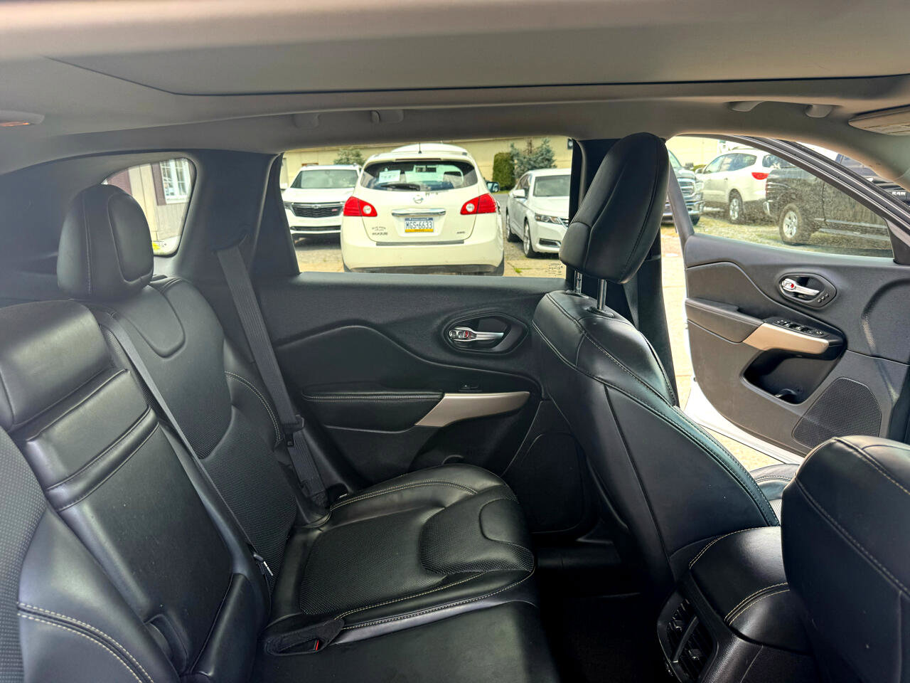 Used 2017 Jeep Cherokee High Altitude w/ Luxury Group image 64