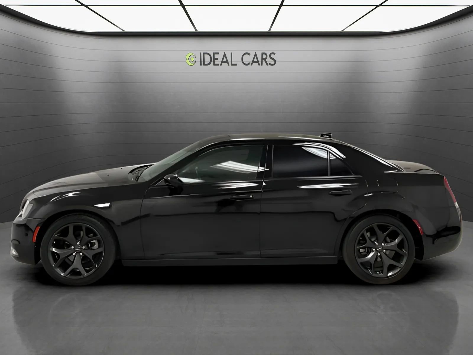 Used 2022 Chrysler 300 Touring w/ Sport Appearance Package RWD image 8