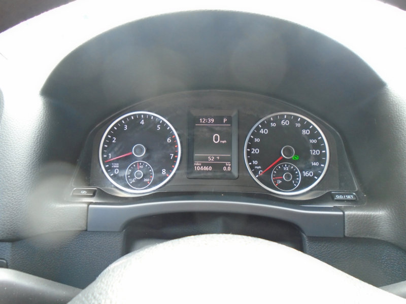 Used 2012 Volkswagen Tiguan S image 15