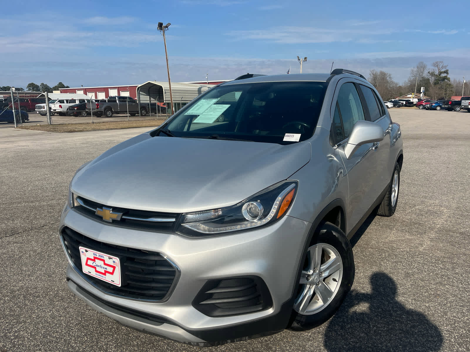 Used 2019 Chevrolet Trax LT w/ LT Convenience Package image 2