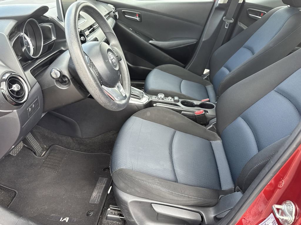 Used 2018 Toyota Yaris iA image 12
