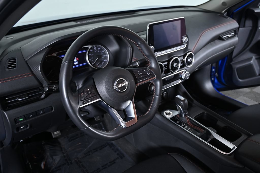 Certified 2024 Nissan Sentra SR FWD image 12