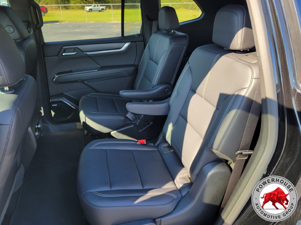 Used 2026 GMC Acadia Elevation w/ Elevation Premium Package AWD/4WD image 17