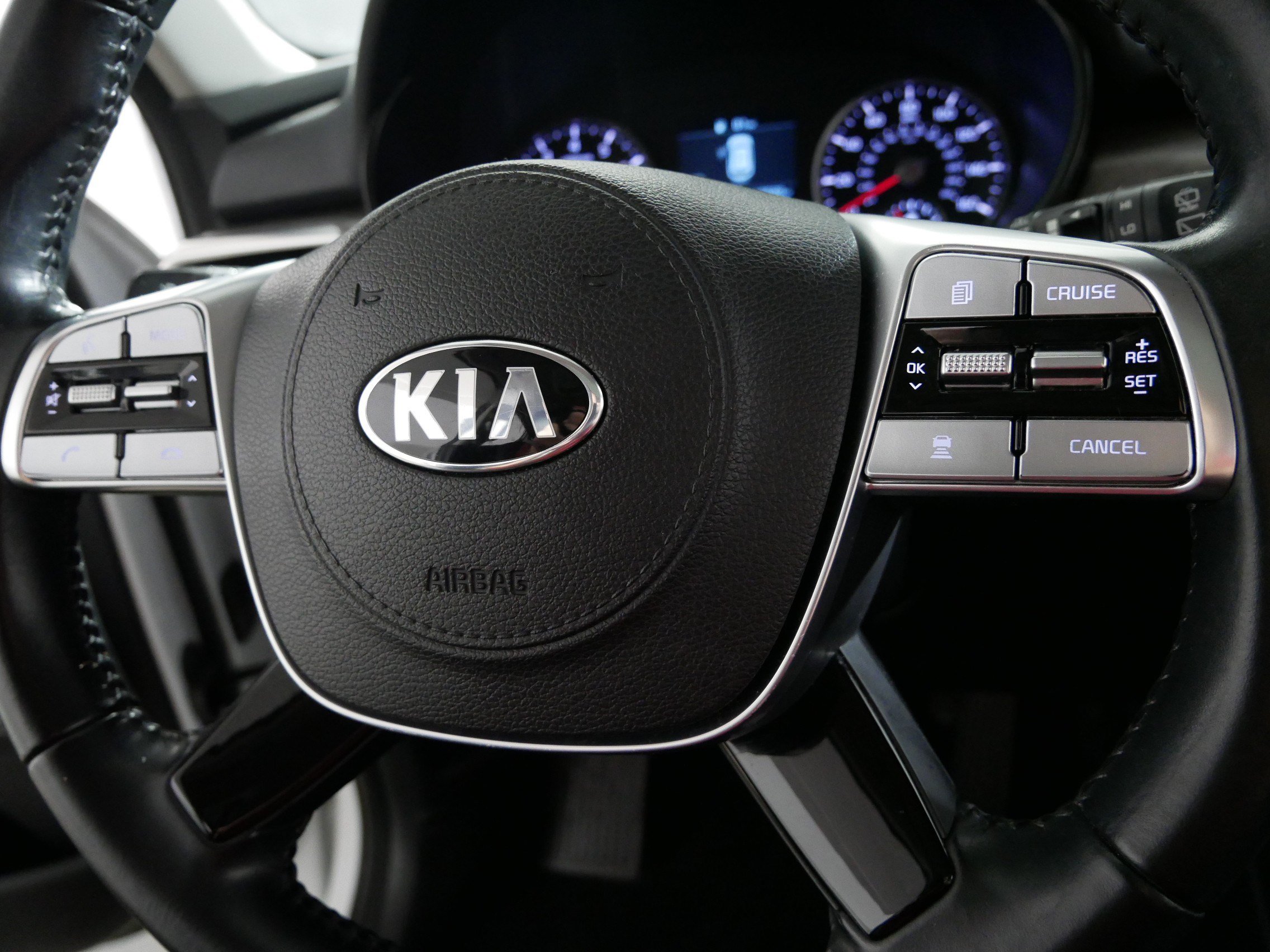 Used 2020 Kia Telluride EX w/ Towing Package FWD image 25