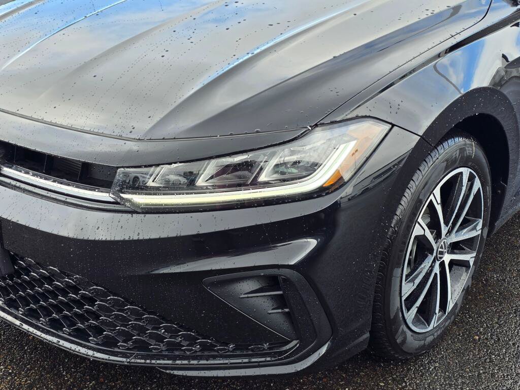New 2026 Volkswagen Jetta Sport FWD image 9