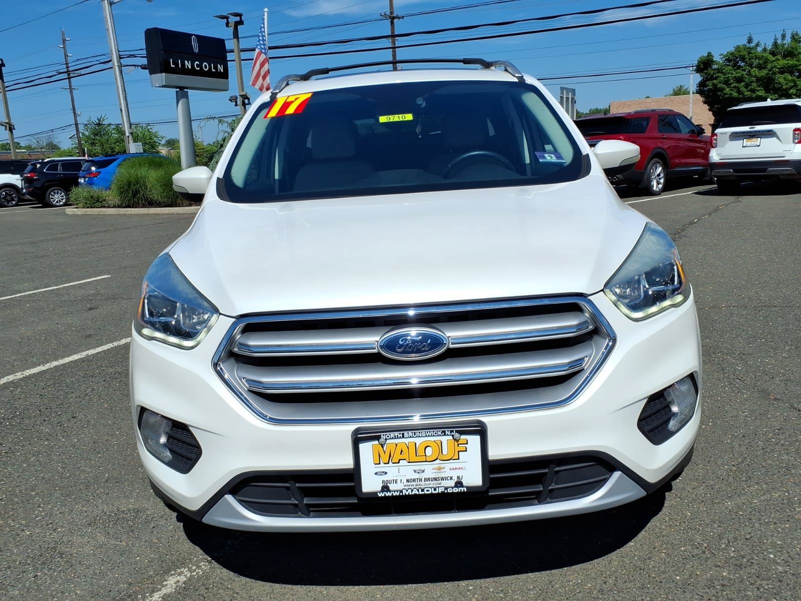 Used 2017 Ford Escape Titanium AWD/4WD image 2