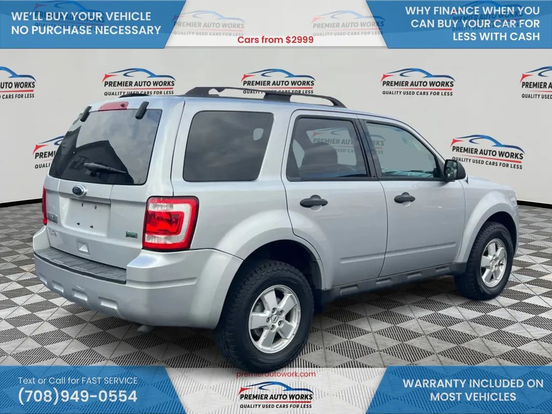 Used 2010 Ford Escape XLT image 4