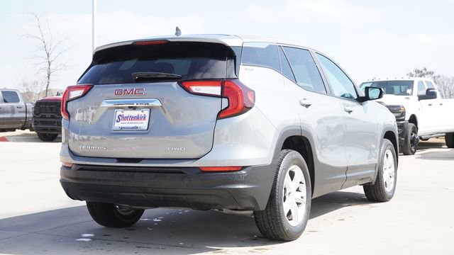 Used 2024 GMC Terrain SLE image 9